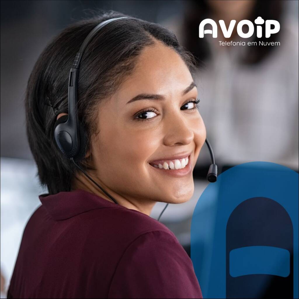 Mulher utilizando um telefone IP